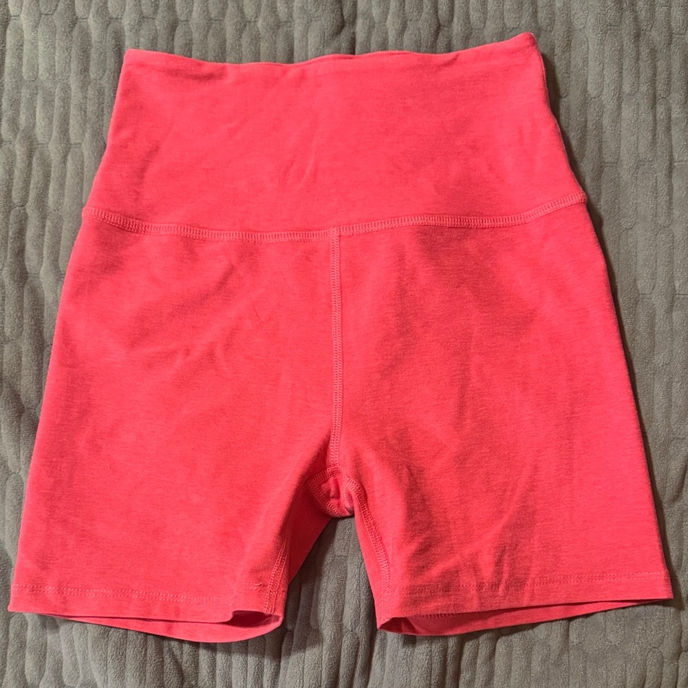 Beyond Yoga Women's High-Waist Pink Biker Shorts